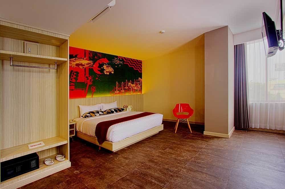 Grand Kolopaking Hotel Kebumen Kültér fotó